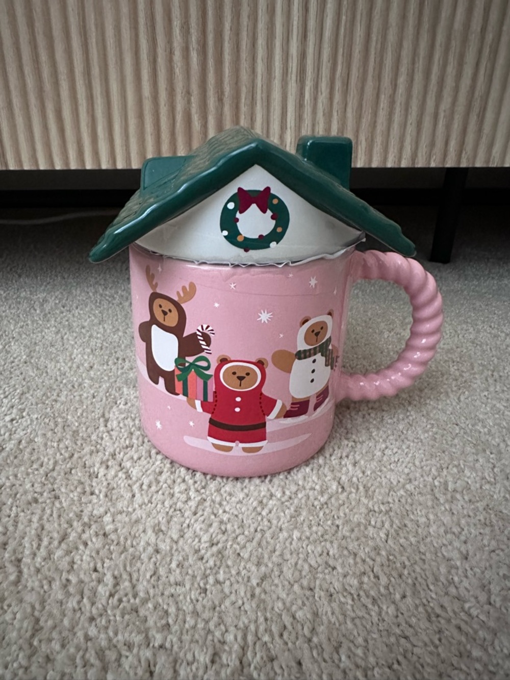 Starbucks Holiday Bear Ceramic Mug with Green Roof Lid - Brand New